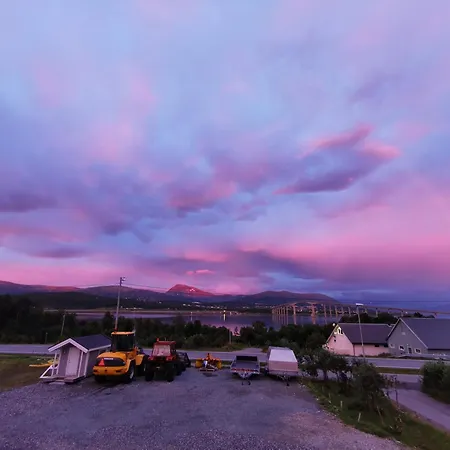 Comfy And Cozy ترومسو